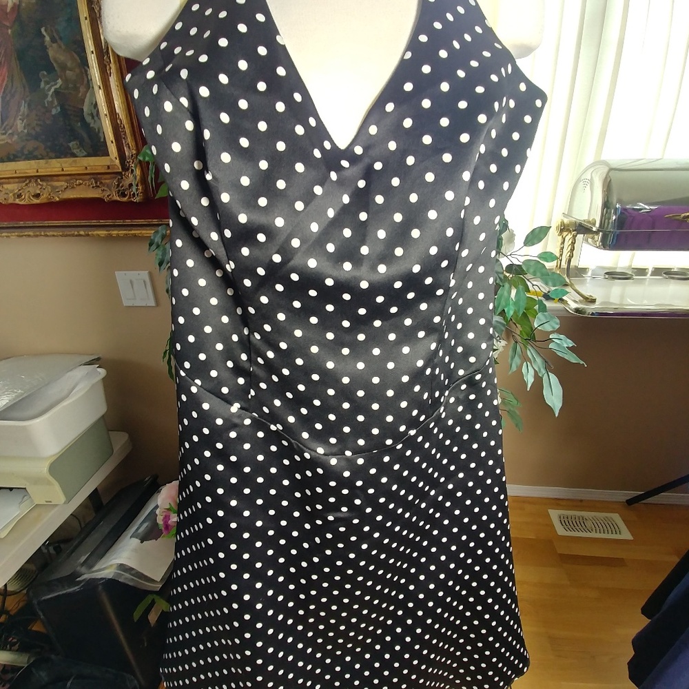 BLACK & WHITE POLKA DOT HALTER DRESS SZ L B SMART